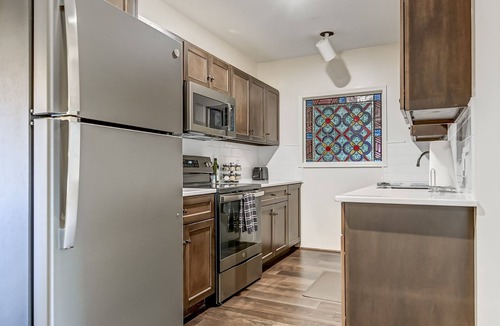 Springfield House | Luxury Historic Escape | Whole House Sleeps 18 | Walkable Location