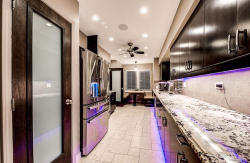 Morton Grove House | Luxury Home With Awesome Master Bathroom & Huge Back Yard