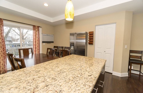 Bensenville House | Luxury House minutes away from O'Hare and Downtown Chicago