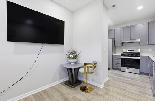 Near Northside House | Luxury Indy Duplex I Large Group I Near Downtown