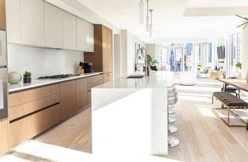 Near North Side Apartment | Luxury Loft Collection COMBO 01/03 | Terrace