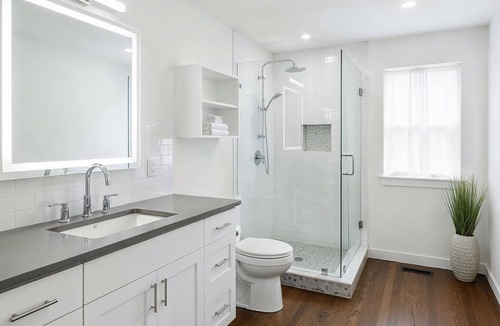 Southeast Yonkers Apartment | Luxury NYC Villa – Backyard Oasis, Gazebo, Game Room & Parking