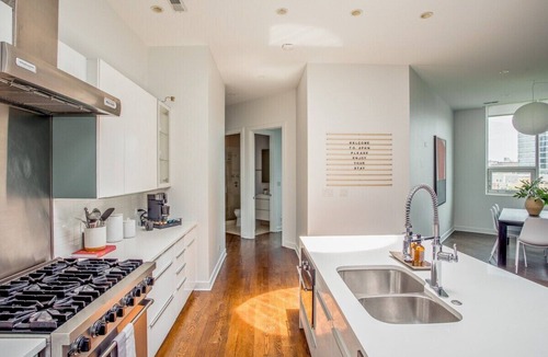 West Town Apartment | Luxury Penthouse Loft - Heart of Fulton Market