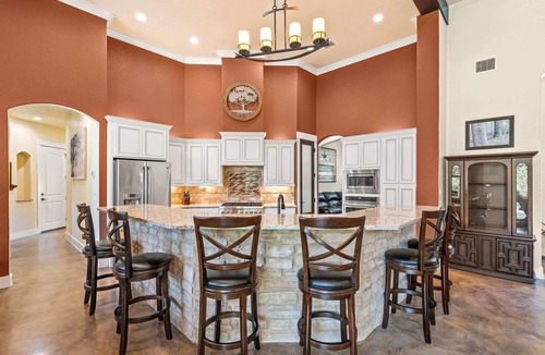 Wimberley House | Luxury Wimberley Escape | 4BR | Pool | Sauna | BBQ
