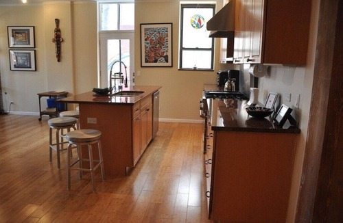 River North Apartment | Magic Factory Loft 2East 4 Bd/3 Ba Families Groups