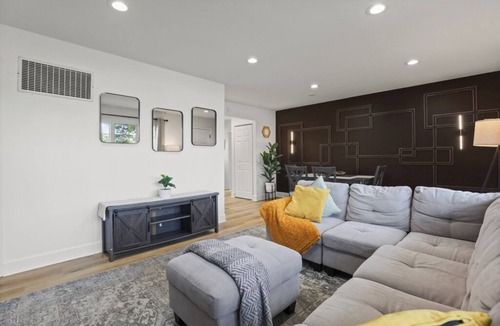 Morton Grove House | Magic - Morton Grove Escape!