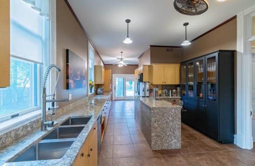 Fairbury House | Maid's Quarters