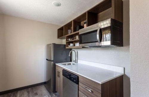 Bourbonnais Hotel | MainStay Suites Bourbonnais - Kankakee