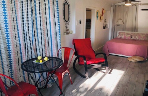 Coral Way House | Mango Studio - Free Gated Parking