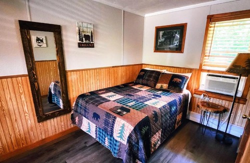 Finland Hotel | Maple Grove Lodging