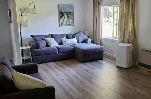 Fairfield House | Maple Suite