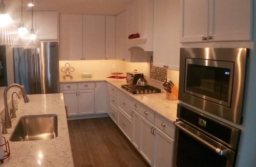Margate City House | Margate Elevator Close to Beach 4 Bed 3 1/2 Bath Lg Pool Grill full kitchen