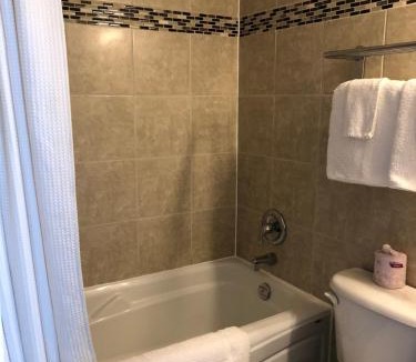 Rosemount Hotel | Mayflower Motel