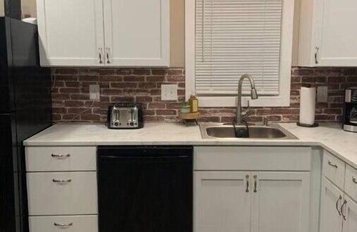 Jerseyville House | McClusky Trail GuesthousenConvenient Access to Jerseyville, Grafton & Alton