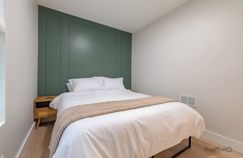 Avondale Apartment | Mid-Century Gem in Avondale - 2BR - Office - Free Parking