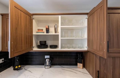 Bridgeview House | Mid-Term 4Bed/2Bath, 2x King Beds, 2x Queen Beds