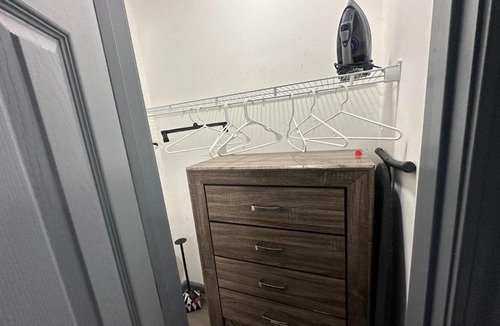 Church Street House | Mini Studio Apartment 15 mins from downtown