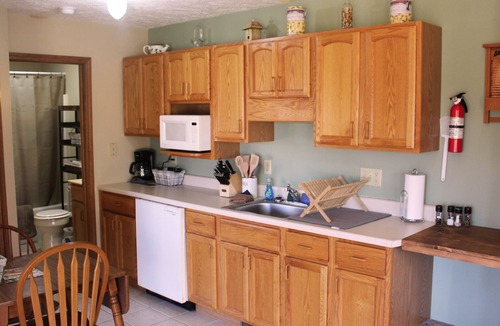 Makanda Cabin | Minutes from Giant City - SIU - Shawnee Winetrail - Cedar Lake - Shawnee Forest!