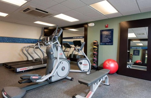 Quad Cities House | MINUTES FROM QUAD CITY INTERNATIONAL AIRPORT