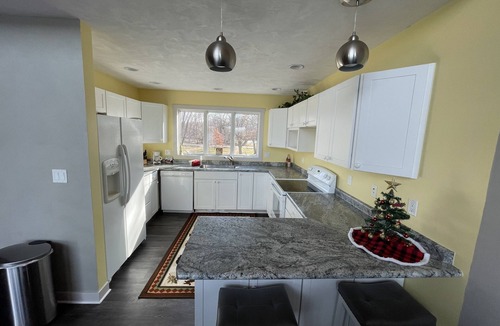 East Moline Apartment | Mississippi River House