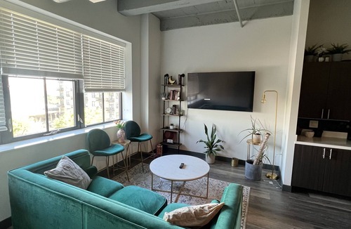 Prairie District Apartment | Modern 1-bedroom with access to GYM and Lounge! Close to McCormick