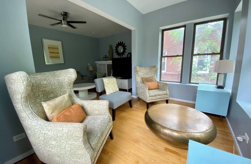 Edgewater Apartment | Modern 3 Bedroom Home!