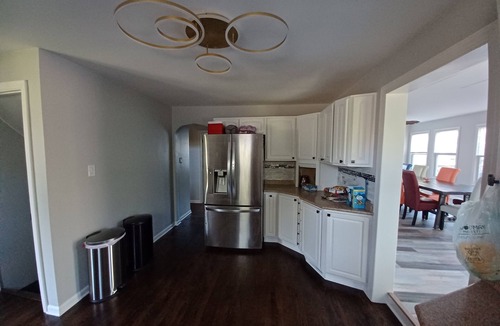 Huntley House | Modern 3 BR with a huge fenced yard and heated pool right by downtown