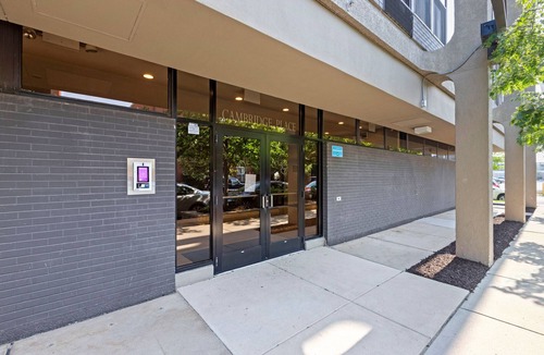 Near South Side Condo | Modern Condo by McCormick Place