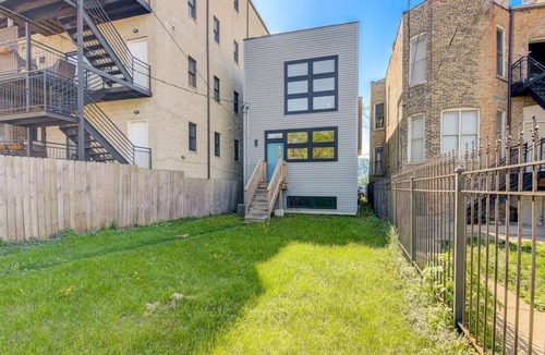 West Town House | 🌟 Modern Humboldt Park 5-Bed, 3.5-Bath Home 🌟
