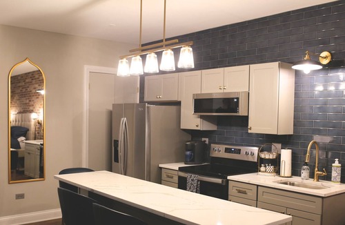 East Dundee Apartment | Modern studio loft located in the heart of the Culinary District in East Dundee!