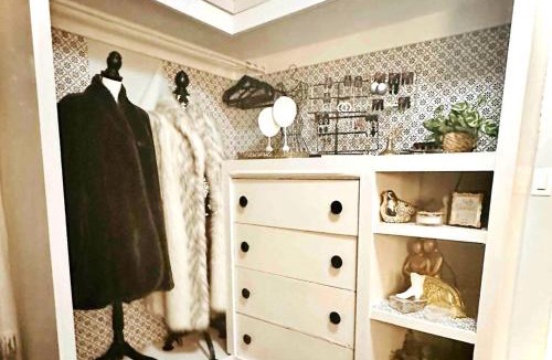 Moline Apartment | Modern Vintage Downtown Apartment