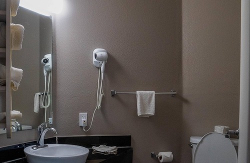 Caseyville Hotel | Motel 6 Caseyville, IL - Caseyville Il
