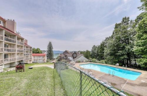 Warren Apartment | Mountainside 63