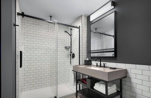 ByWard Market Hotel | Moxy Ottawa Downtown