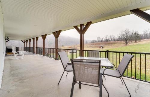 Calvin House | Mtn Views! Peaceful Rural Retreat in Mapleton