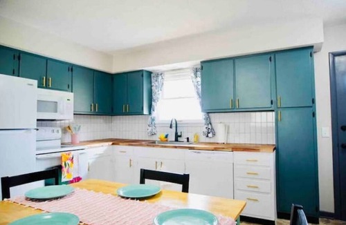 Urbana House | My Colorful CU Stay