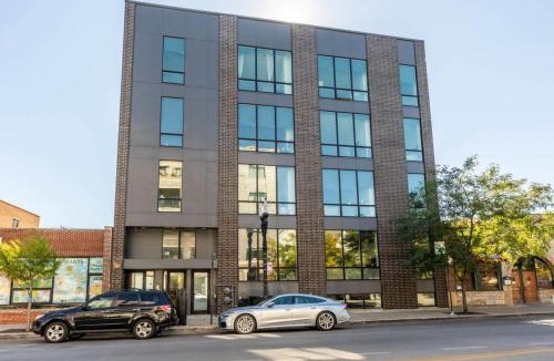 Ravenswood Apartment | New Built Apartment Sleeps 8