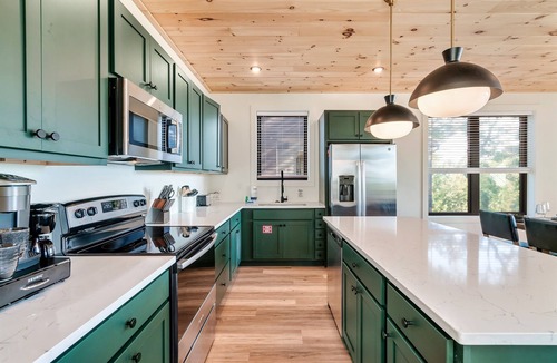 Sevierville Cabin | NEW Heated Pool & Theater Luxury Getaway|Mtn Views