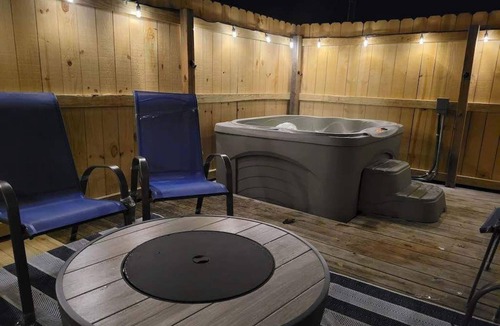 Alto Pass House | * New Hot Tub * Best Location on the Wine Trail! *