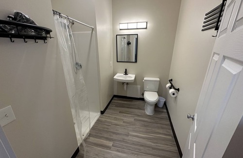 Mattoon Hotel | Newly Remodeled! - B6 - Large King ADA Accessible
