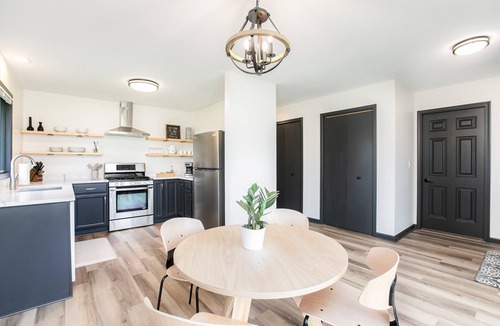 Manteno House | Newly renovated 2 bedroom townhome in charming Manteno.