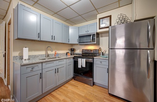 Heart of Chicago Condo | Newly Renovated Studio In the Heart of Pilsen by AllSet Turnover