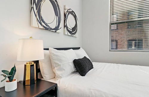 Buena Park Apartment | Nice & Comfy Uptown Studio Apt near Shops & Dining