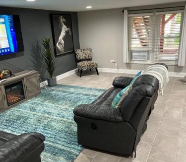 Hickory Hills Apartment | Nice quite and cozy apartment