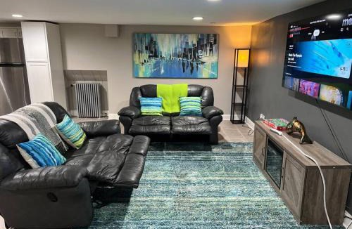 Hickory Hills Apartment | Nice quite and cozy apartment