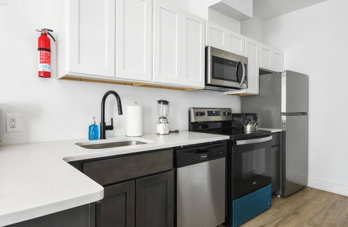 Elizabeth Apartment | Nice Studio Close to EWR p35c
