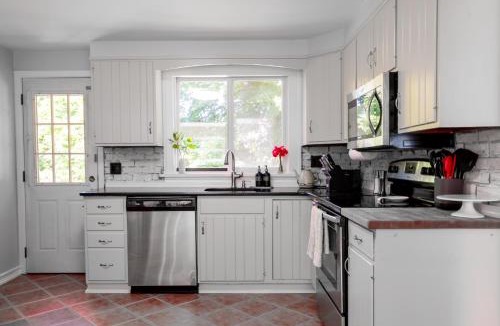 Norwalk House | Norwalk Retreat