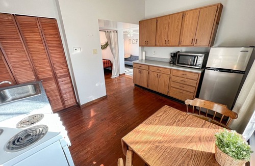 Mahomet House | Oak Street Station in Downtown Mahomet
