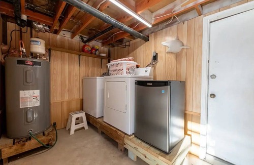 Colington Cottage | Ocean Views -Dog Friendly- 3rd Row From The Beach