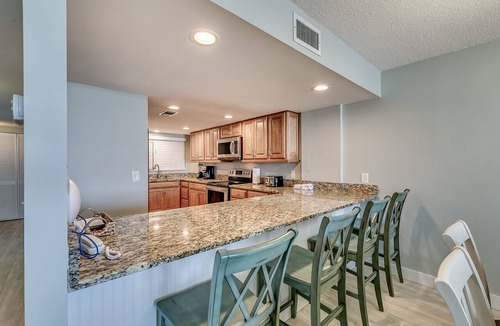 Myrtle Beach Condo | 🌊Oceanfront | Great Views | Awesome Amenities | Carolina Dunes 306🌊